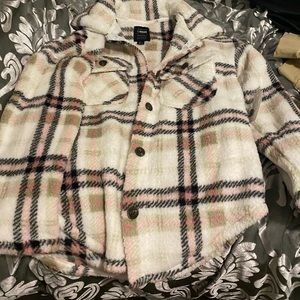 Fashion nova pink stripped Sherpa, great for fall. Brand new size small